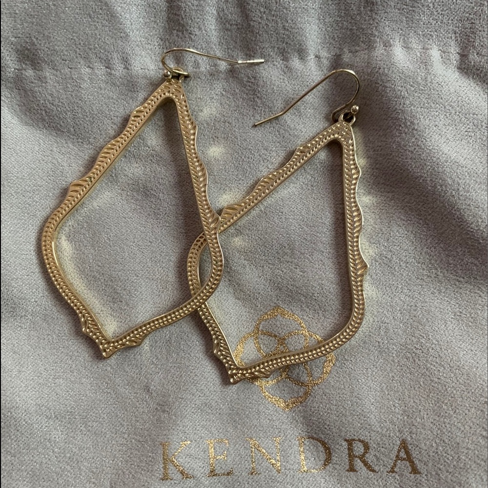 Kendra Scott gold sophee earrings